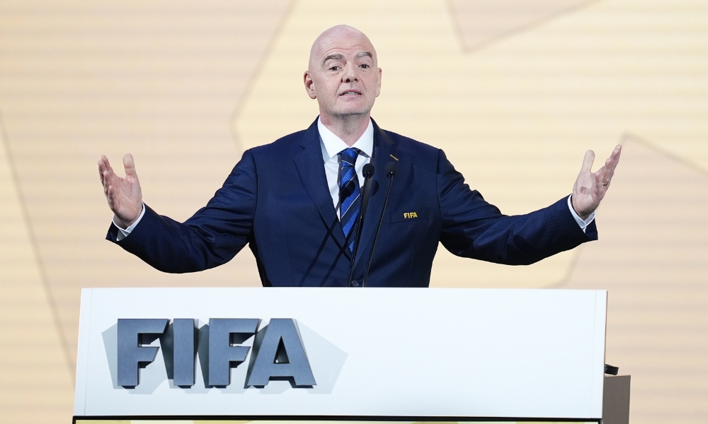 赢得比赛的 赢得比赛的